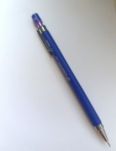 اتود 0.7 سی کلاس مدل دسین Dessin